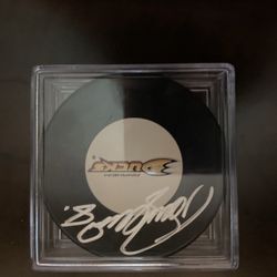 signed Teemu Selanne hockey puck