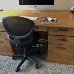Free Wooden desk