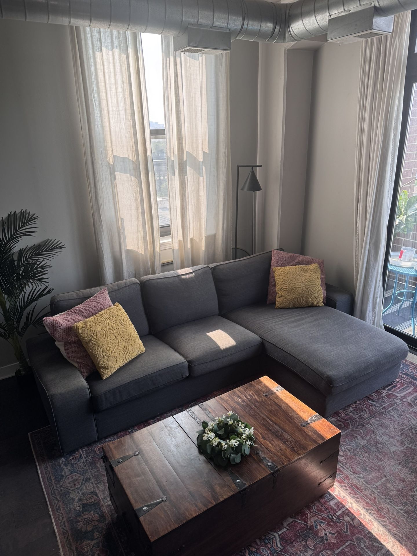 Sofa w / Chaise, Sectional, Couch, Grey