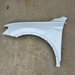 Painted 2018 2019 2020 2021 VW Tiguan Drivers Front Fender  Pure White