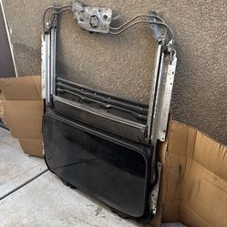 Sunroof Assembly 03-07 Accord