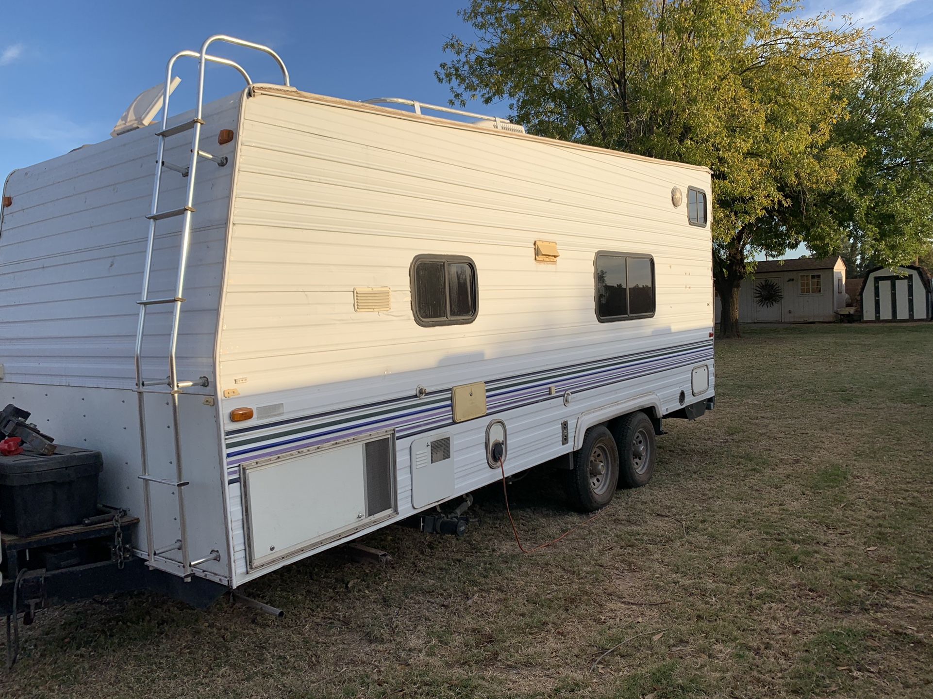 21’ Toy Hauler