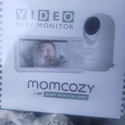 Momcozy