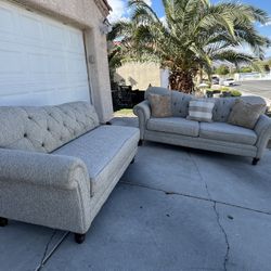 Beautiful Upholstered Tufted Sofa And  Chaise Grey ( FREE DELIVERY)