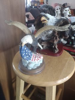 Eagle Statue 