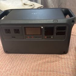 Dj1 1000 watts power station