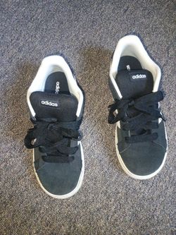 Adidas.    size 3 boys