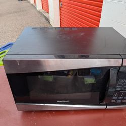 Microwave 900w West Bend