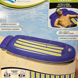 Lounge Water float