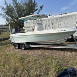 19 Foot Center Console Boat