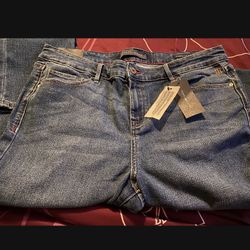 NEW Women Tommy Hilfiger Jeans Size 12
