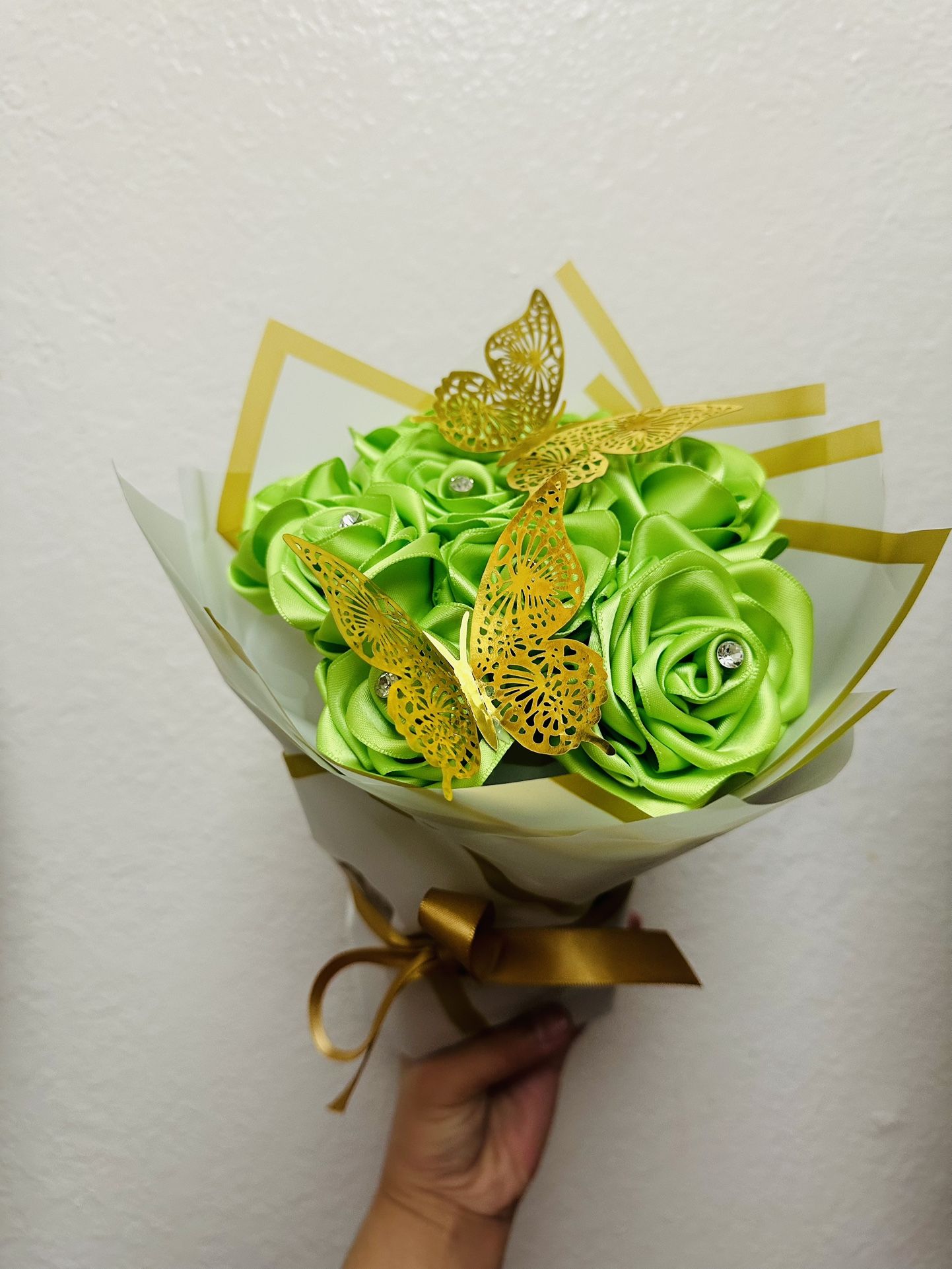 Green Ribbon Flower Bouquet