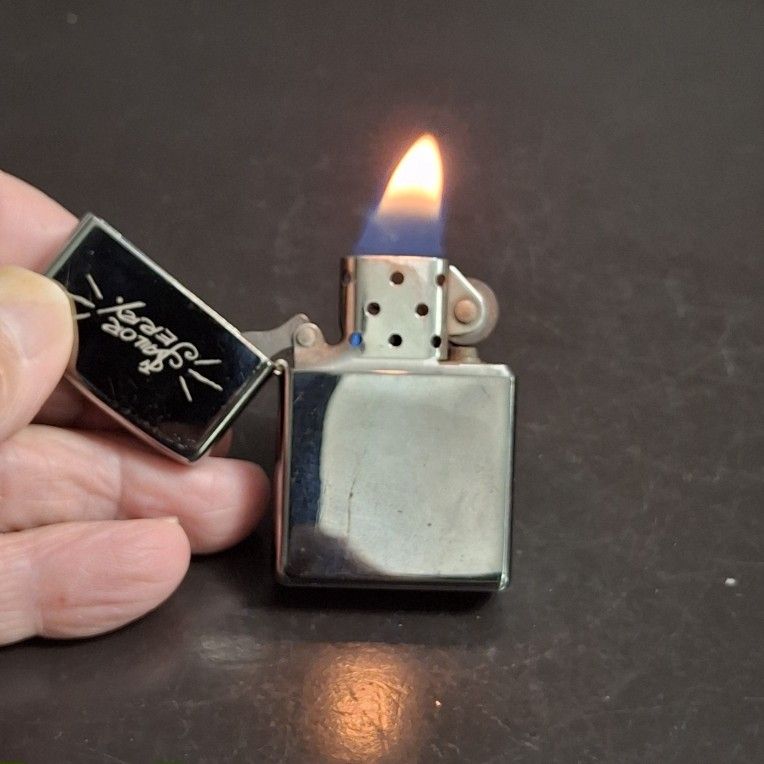 Authentic Zippo Flip Top Style Special Edition Sailer Jerry Flip Top Lighter J 04 (Oct 04) SEE DESCRIPTION 