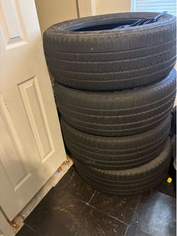 20” Tires (275/55R20) Like New