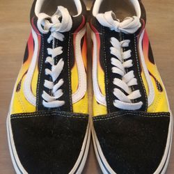 Van's Boys Size 6.5 Women's 8
