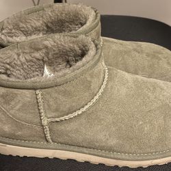 Ugg