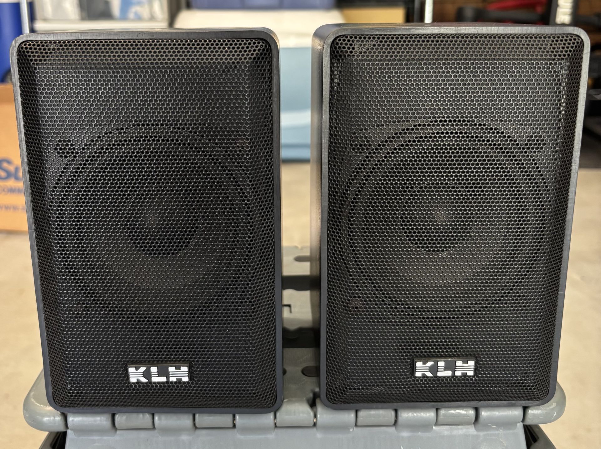 KLH Bookshelf/Satellite Speakers