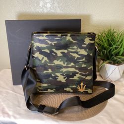 NEW Spear Camouflage Messenger Bag