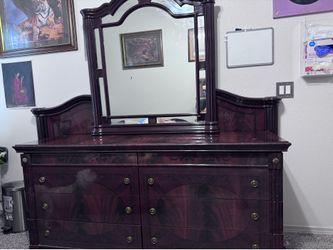 Bedroom set