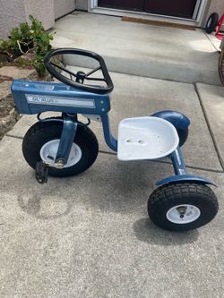 Kids tractor