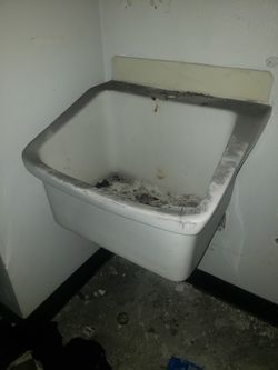 Large Porcelain Garage Sink 