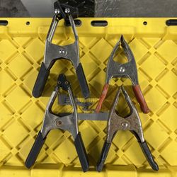 (4) spring clamps For $5 
