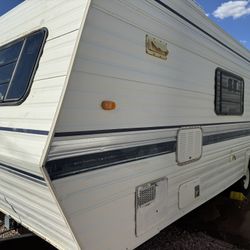 1992 Dutchmen Classic Travel Trailer