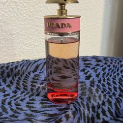 PRADA CANDY PERFUME 