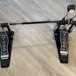 DW 7000 Double Kick Pedals