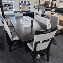 Dark Wood Dining Table with 6 Upholstered Chairs 🚚WE DELIVER🚚