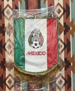 Vintage 1990s Mexico National Team FMF Soccer Pennant Banner Flag w/ Rod