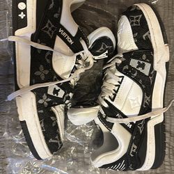 LV Trainers Size 6 Men