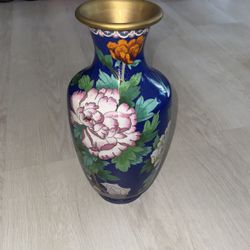 Chinese Cloisonné Antique Floral And Bird Vase