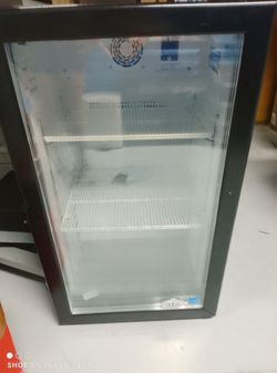 IDW G-7 Beverage Cooler