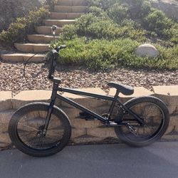20” Kink Curb BMX Bike