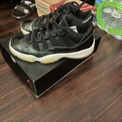 Jordan 11 Low