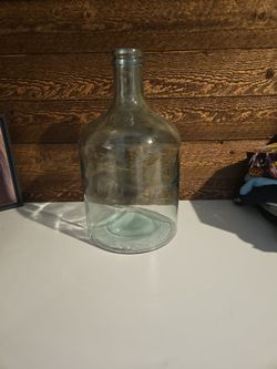 Hearth And Hand XL Clear Bottle