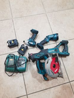 Makita tools set