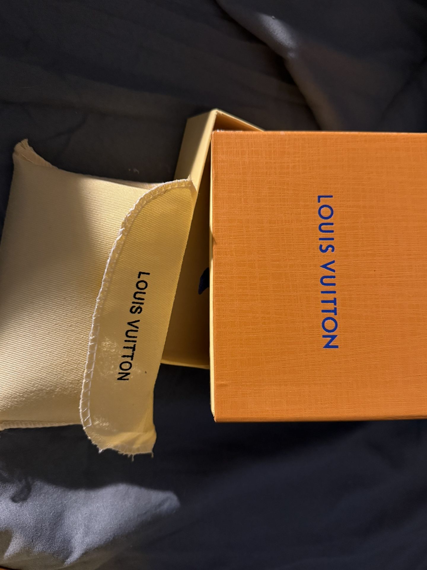 Louis Vuitton black monogram key pouch