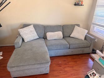 Sofa, with 3 matching pillows