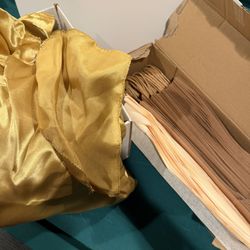 Table Runners & Wine bags!