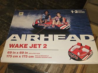 AIRHEAD | 2 Rider Towable Tube for Boating

The Airhead Big Mable 2 Rider Towable Tube is a durable and fun way to enjoy boating with a friend. Made o