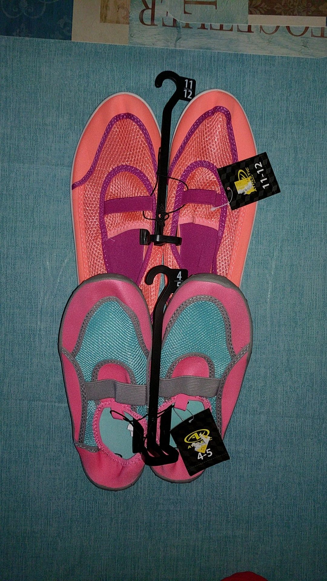 Beach or pool shoes