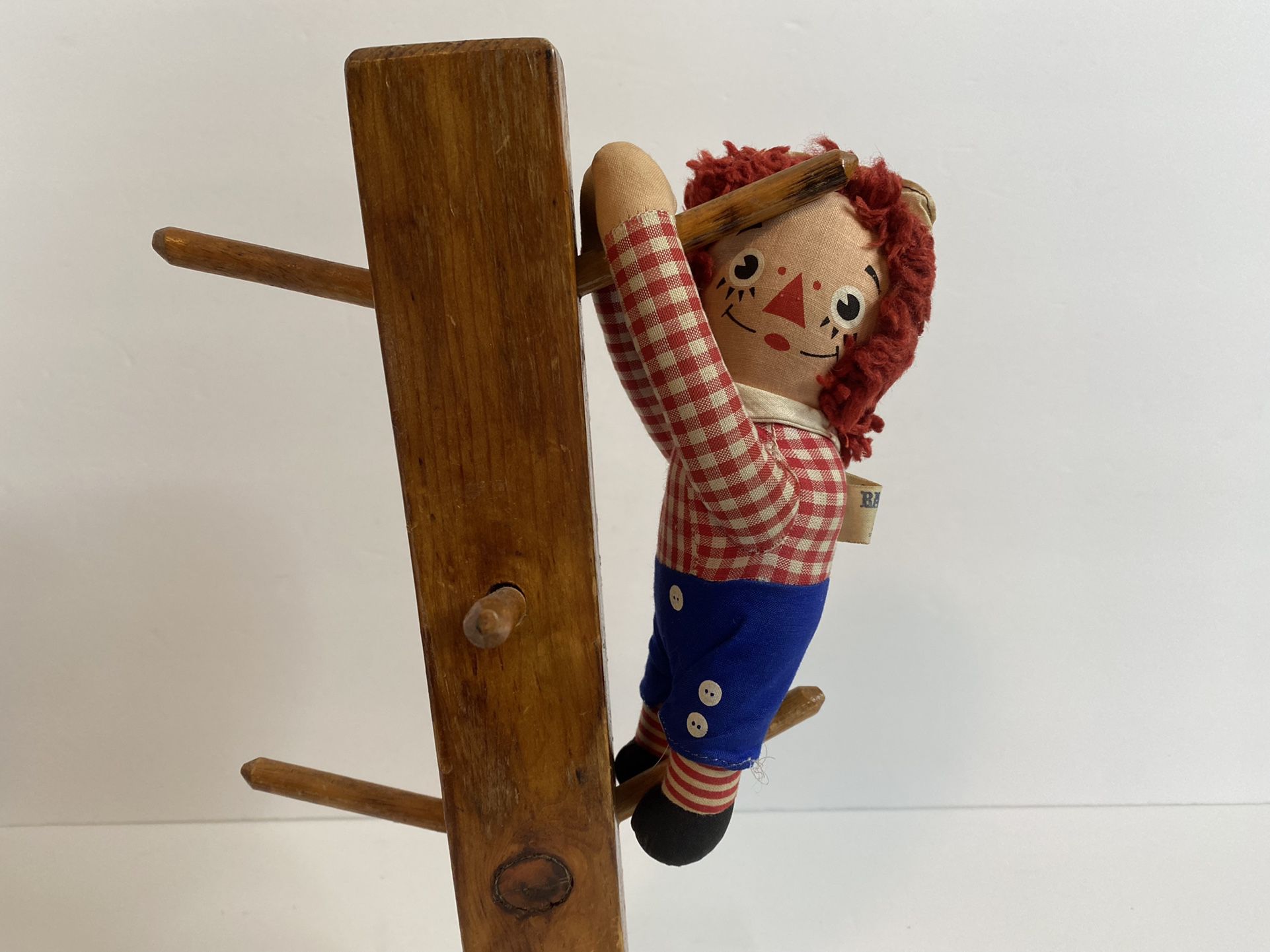 Raggedy Andy Knickerbocker 8” Hanging Doll