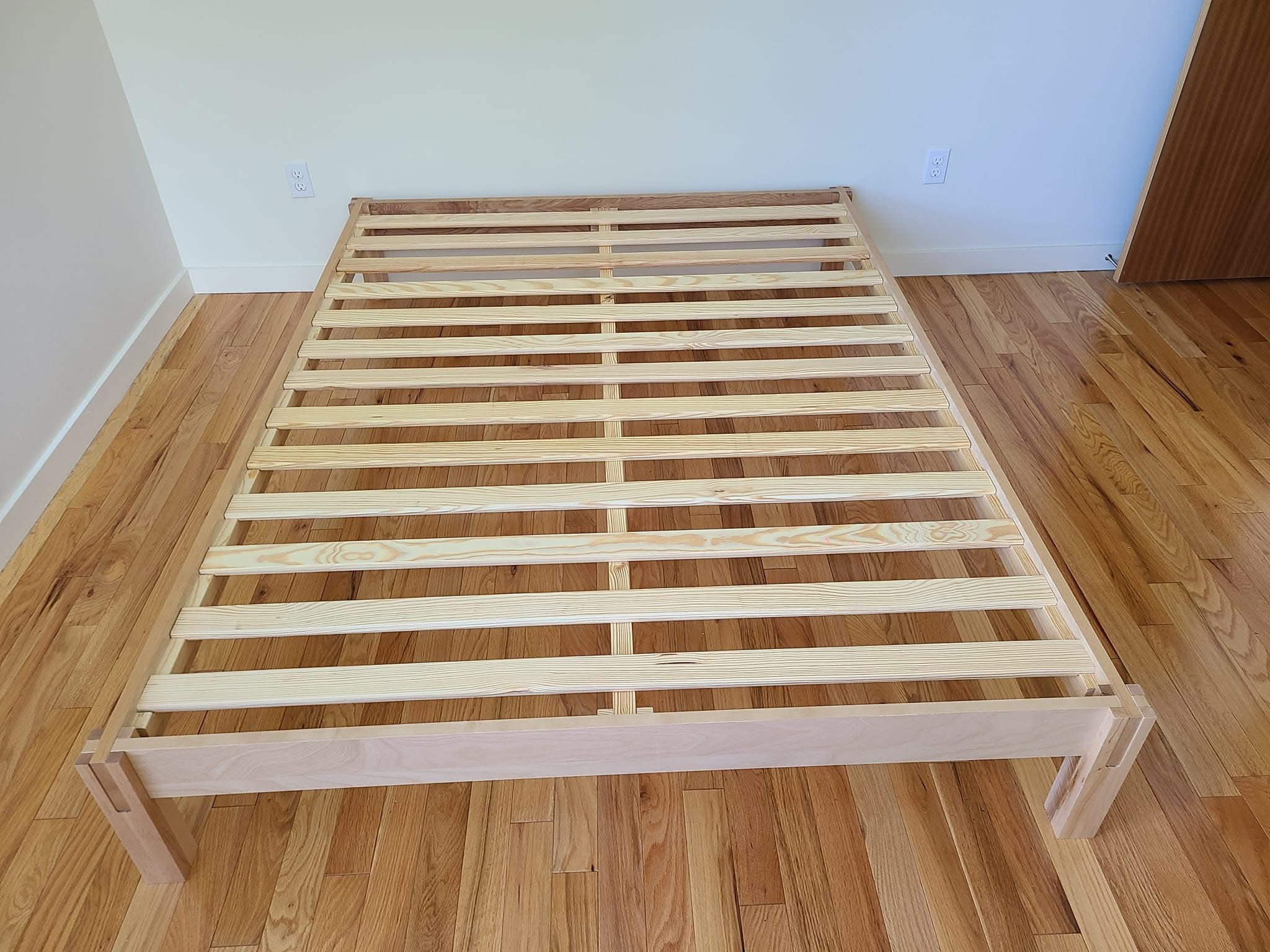 Helix Natural Wood Frame Queen Size NEW