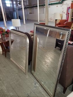 Mirror MIRRORS from a high-end hotel