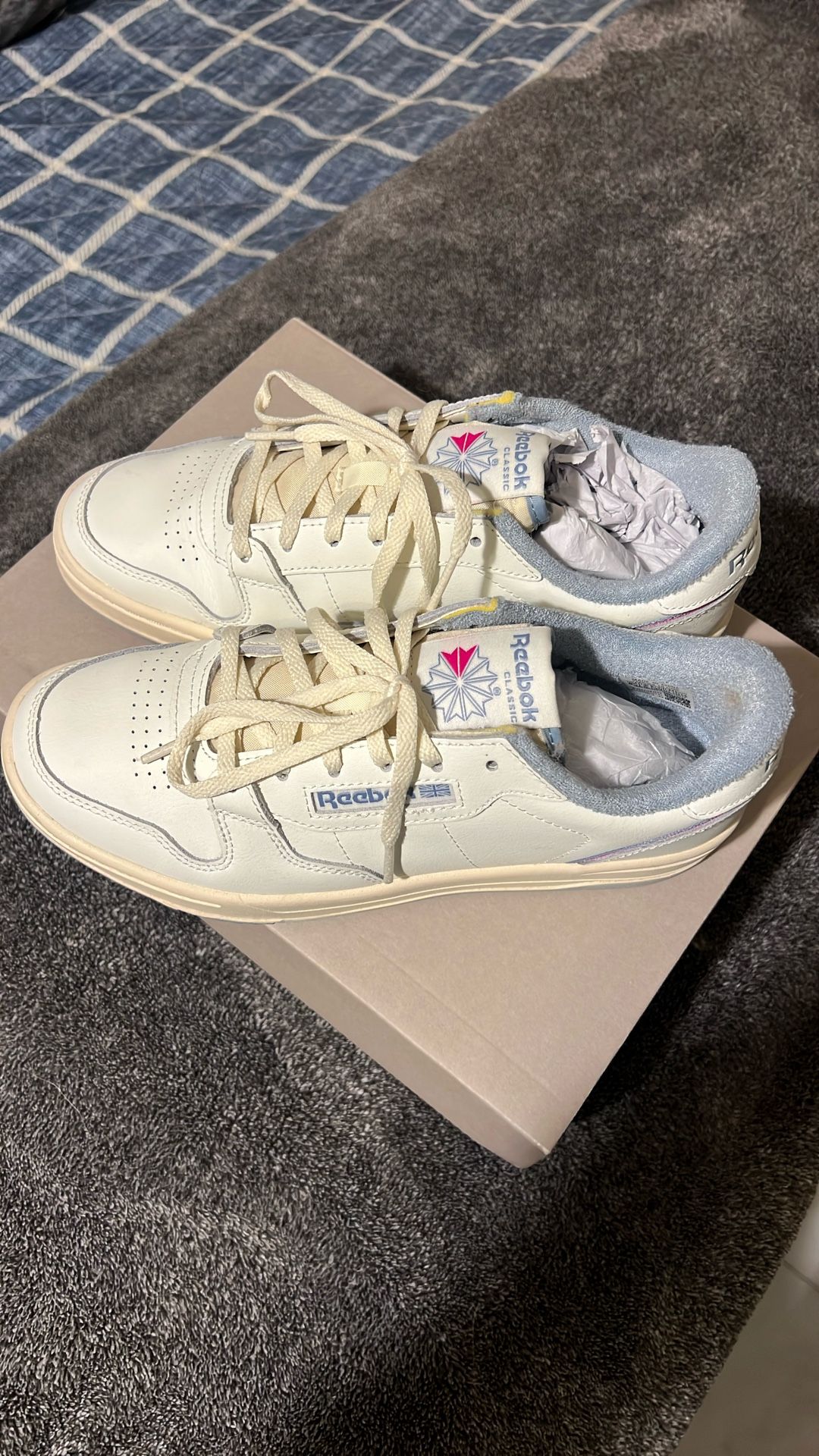 Reebok Classic White 8 1/2 Women