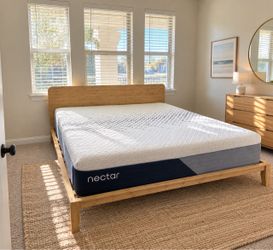 Delivery Included - Nectar Luxe King Size Mattress - Retail $1799
