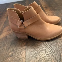 Dolce vita Women’s Boots 