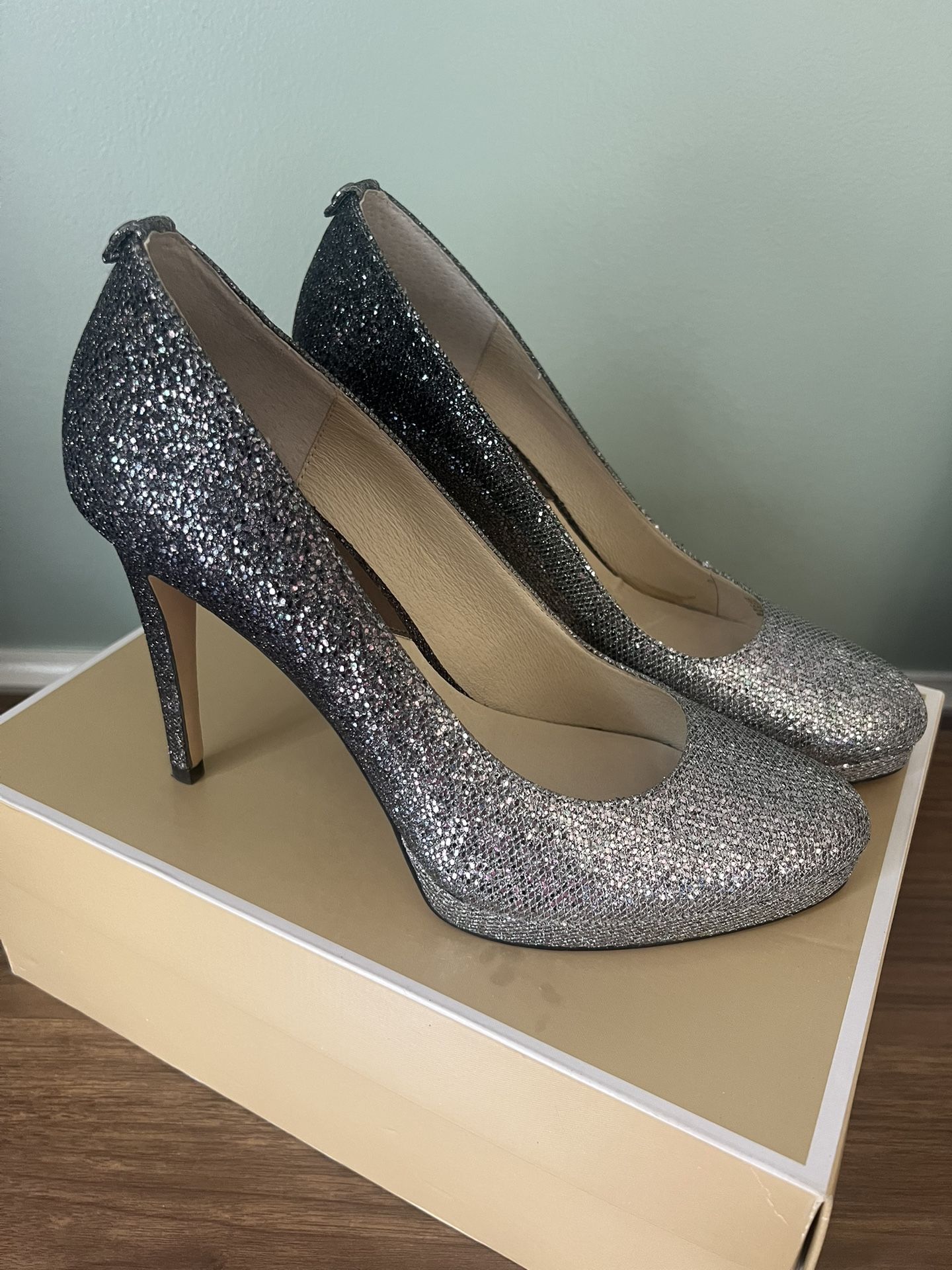 Michael Kors Georgia Pump